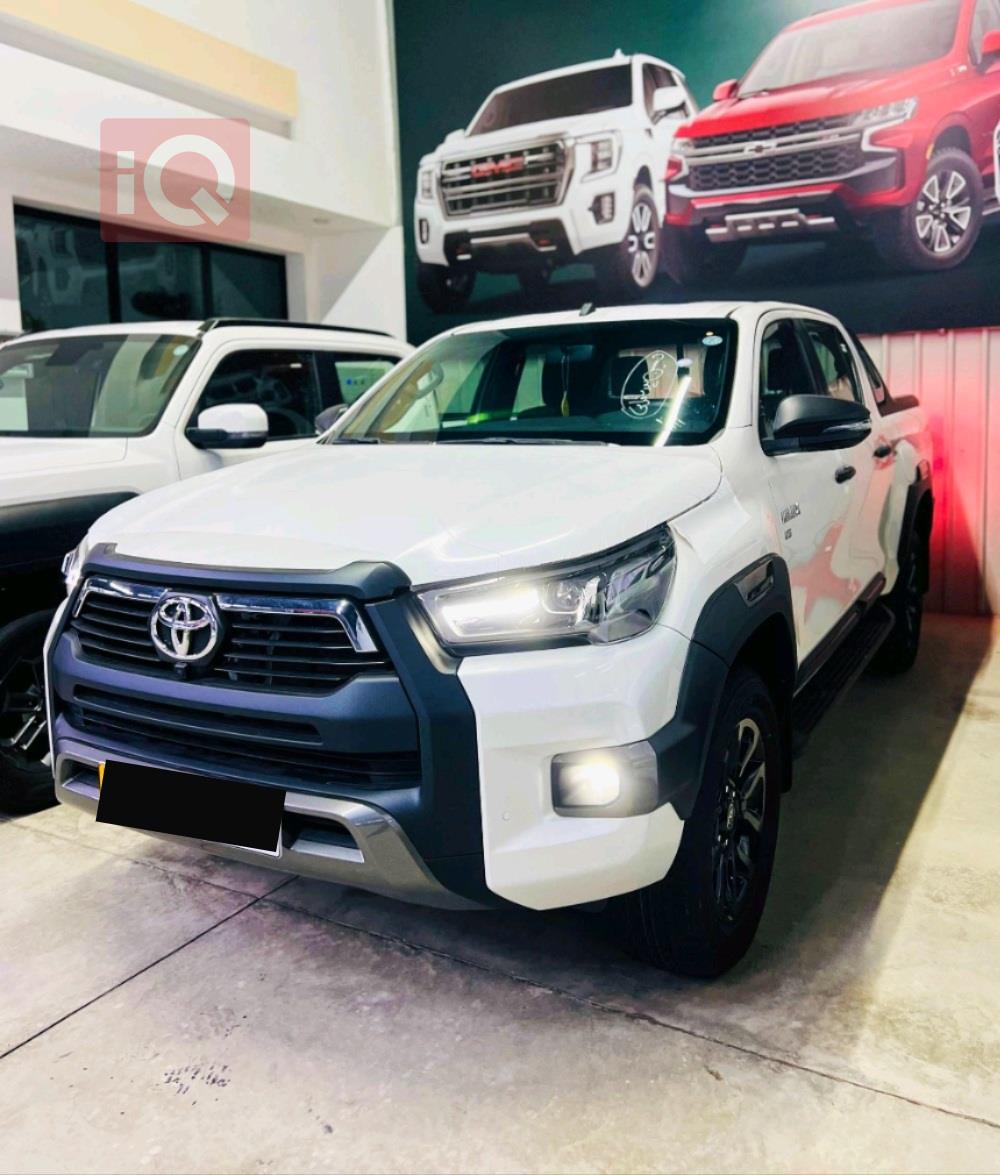 تويوتا هايلوكس